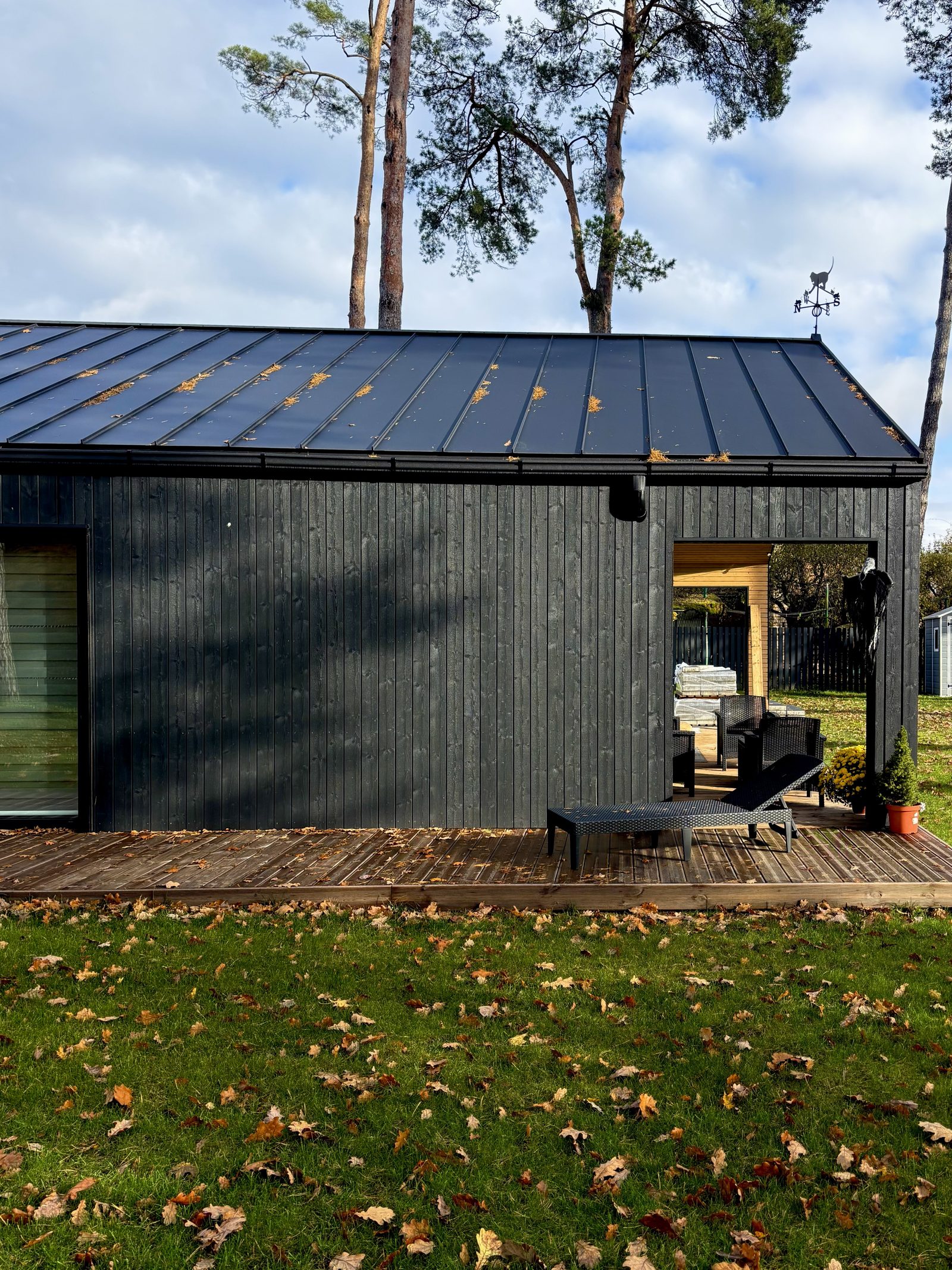 Als 110 in Latvia — Metal roof